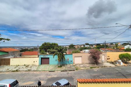 Casa à venda com 100m², 4 quartos e 4 vagasVista do Quarto 2 