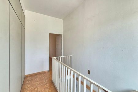 Casa à venda com 100m², 4 quartos e 4 vagasHall dos Quartos 