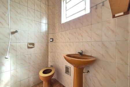Casa à venda com 100m², 4 quartos e 4 vagasBanheiro da Suíte