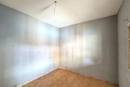 Casa à venda com 100m², 4 quartos e 4 vagasQuarto 4 
