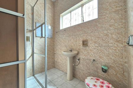 Casa à venda com 100m², 4 quartos e 4 vagasBanheiro