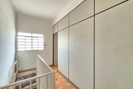 Casa à venda com 100m², 4 quartos e 4 vagasHall dos Quartos 