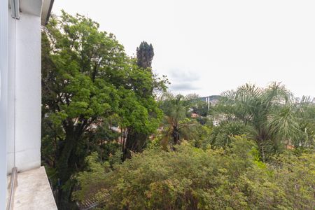 Casa de condomínio para alugar com 240m², 4 quartos e 5 vagas Casa de condomínio para alugar com 240m², 4 quartos e 5 vagasVista