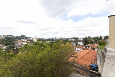 Casa de condomínio para alugar com 240m², 4 quartos e 5 vagas Casa de condomínio para alugar com 240m², 4 quartos e 5 vagasVista