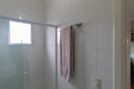 Casa de condomínio para alugar com 240m², 4 quartos e 5 vagas Casa de condomínio para alugar com 240m², 4 quartos e 5 vagasBanheiro da Suíte 4