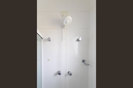 Casa de condomínio para alugar com 240m², 4 quartos e 5 vagas Casa de condomínio para alugar com 240m², 4 quartos e 5 vagasBanheiro da Suíte 4