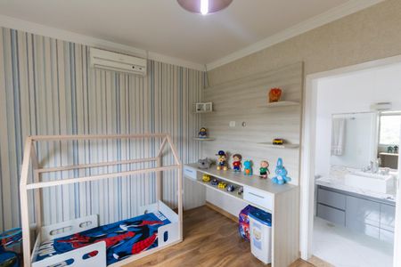 Casa de condomínio para alugar com 240m², 4 quartos e 5 vagas Casa de condomínio para alugar com 240m², 4 quartos e 5 vagasSuíte 3