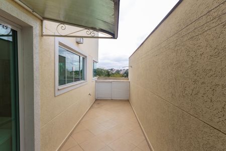 Casa de condomínio para alugar com 240m², 4 quartos e 5 vagas Casa de condomínio para alugar com 240m², 4 quartos e 5 vagasQuintal