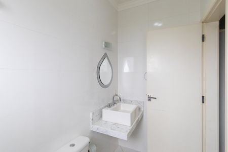 Casa de condomínio para alugar com 240m², 4 quartos e 5 vagas Casa de condomínio para alugar com 240m², 4 quartos e 5 vagasBanheiro da Suíte 2