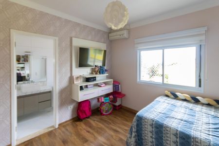 Casa de condomínio para alugar com 240m², 4 quartos e 5 vagas Casa de condomínio para alugar com 240m², 4 quartos e 5 vagasSuíte 4Suíte 4