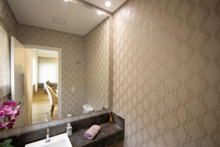 Casa de condomínio para alugar com 240m², 4 quartos e 5 vagas Casa de condomínio para alugar com 240m², 4 quartos e 5 vagasLavabo