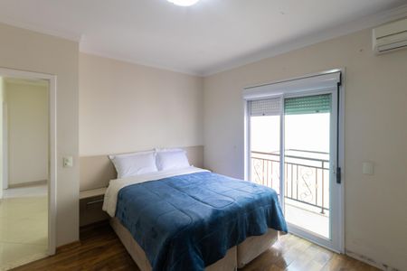 Casa de condomínio para alugar com 240m², 4 quartos e 5 vagas Casa de condomínio para alugar com 240m², 4 quartos e 5 vagasSuíte 1