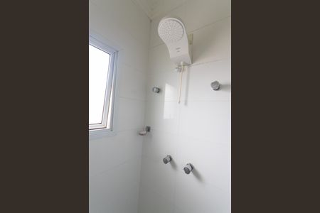 Casa de condomínio para alugar com 240m², 4 quartos e 5 vagas Casa de condomínio para alugar com 240m², 4 quartos e 5 vagasBanheiro da Suíte 3