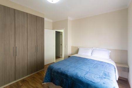 Casa de condomínio para alugar com 240m², 4 quartos e 5 vagas Casa de condomínio para alugar com 240m², 4 quartos e 5 vagasSuíte 1