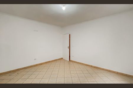 Quarto 2 de casa para alugar com 2 quartos, 220m² em Parque Cisper, São Paulo