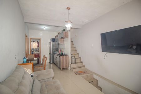 Sala de casa à venda com 3 quartos, 150m² em Partenon, Porto Alegre