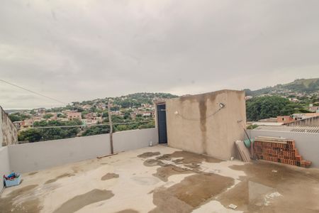 Casa à venda com 150m², 3 quartos e 2 vagas Casa à venda com 150m², 3 quartos e 2 vagasTerraço