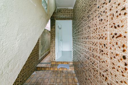 Casa para alugar com 75m², 2 quartos e sem vagaQuintal