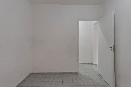 Quarto 2 de casa para alugar com 2 quartos, 75m² em Vila Moraes, São Paulo