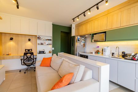 Sala/Cozinha de apartamento à venda com 1 quarto, 46m² em Campo Belo, São Paulo