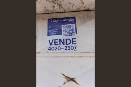 Casa à venda com 450m², 3 quartos e 4 vagasPlaquinha