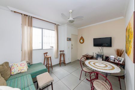 Sala de apartamento à venda com 2 quartos, 51m² em João Pinheiro, Belo Horizonte