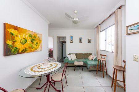 Sala de apartamento à venda com 2 quartos, 51m² em João Pinheiro, Belo Horizonte