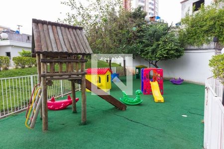 Apartamento para alugar com 50m², 2 quartos e 1 vaga Apartamento para alugar com 50m², 2 quartos e 1 vagaÁrea comum - Playground