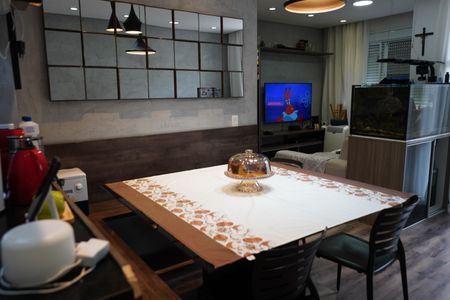 Apartamento à venda com 60m², 2 quartos e 1 vagaSala