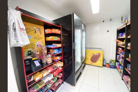 Apartamento à venda com 60m², 2 quartos e 1 vagaMercado