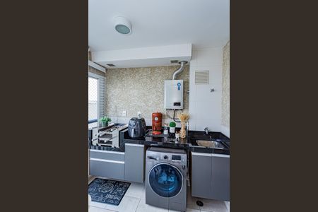 Apartamento à venda com 64m², 3 quartos e 1 vaga Apartamento à venda com 64m², 3 quartos e 1 vagaÁrea de serviço e varanda