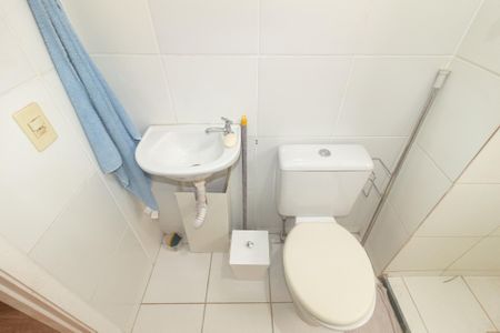 Apartamento para alugar com 45m², 2 quartos e 1 vaga Apartamento para alugar com 45m², 2 quartos e 1 vagaBanheiro
