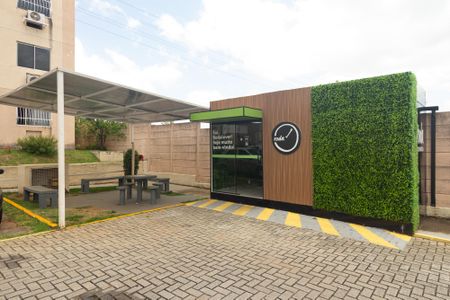 Apartamento para alugar com 45m², 2 quartos e 1 vaga Apartamento para alugar com 45m², 2 quartos e 1 vagaÁrea comum - Mini Mercado