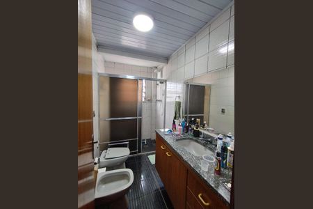 Casa à venda com 130m², 8 quartos e 2 vagas Casa à venda com 130m², 8 quartos e 2 vagasBanheiro - torneira