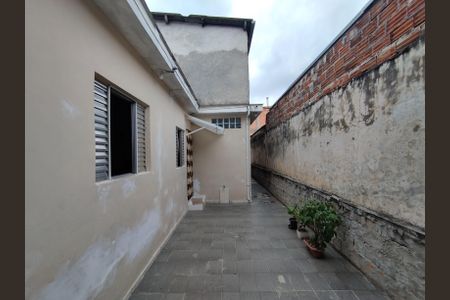 Casa à venda com 130m², 8 quartos e 2 vagas Casa à venda com 130m², 8 quartos e 2 vagasQuintal