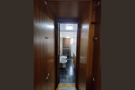 Casa à venda com 130m², 8 quartos e 2 vagas Casa à venda com 130m², 8 quartos e 2 vagasBanheiro - torneira