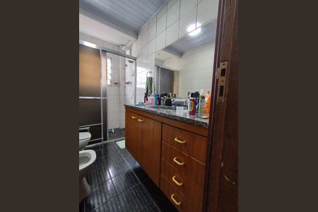 Casa à venda com 130m², 8 quartos e 2 vagas Casa à venda com 130m², 8 quartos e 2 vagasBanheiro - torneira