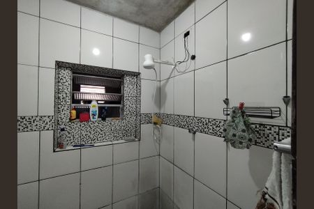 Casa à venda com 130m², 8 quartos e 2 vagas Casa à venda com 130m², 8 quartos e 2 vagasBanheiro - torneira