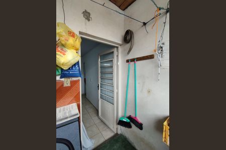 Casa à venda com 130m², 8 quartos e 2 vagas Casa à venda com 130m², 8 quartos e 2 vagasÁrea de Serviço