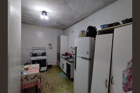 Casa à venda com 130m², 8 quartos e 2 vagas Casa à venda com 130m², 8 quartos e 2 vagasCozinha - Armários