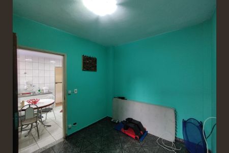 Casa à venda com 130m², 8 quartos e 2 vagas Casa à venda com 130m², 8 quartos e 2 vagasQuarto