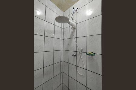 Casa à venda com 130m², 8 quartos e 2 vagas Casa à venda com 130m², 8 quartos e 2 vagasBanheiro - torneira