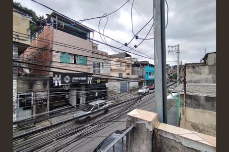 Casa à venda com 130m², 8 quartos e 2 vagas Casa à venda com 130m², 8 quartos e 2 vagasVaranda