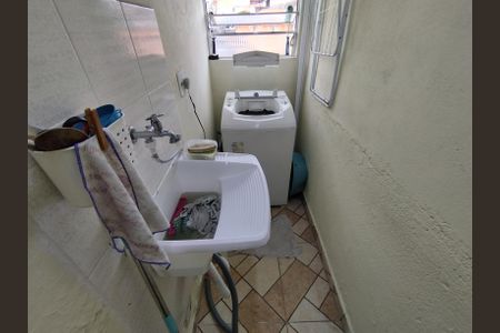 Casa à venda com 130m², 8 quartos e 2 vagas Casa à venda com 130m², 8 quartos e 2 vagasÁrea de Serviço