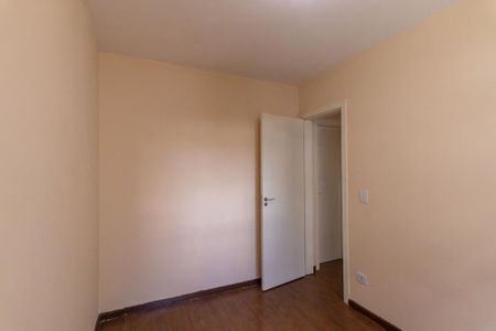 Quarto 2 de apartamento para alugar com 2 quartos, 43m² em Tatuquara, Curitiba