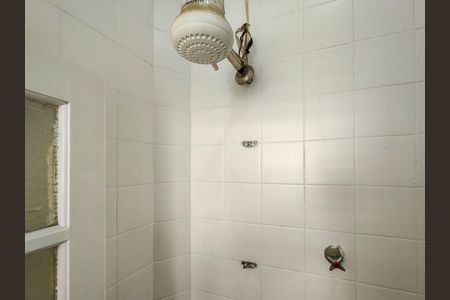 Banheiro de serviço de apartamento à venda com 2 quartos, 100m² em Tijuca, Rio de Janeiro