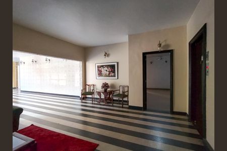 Apartamento à venda com 77m², 2 quartos e sem vaga Apartamento à venda com 77m², 2 quartos e sem vagaFachada e portaria