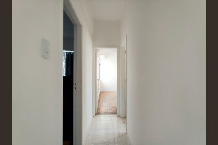 Apartamento à venda com 77m², 2 quartos e sem vaga Apartamento à venda com 77m², 2 quartos e sem vagaCorredor
