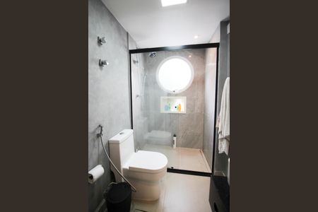 Apartamento à venda com 110m², 3 quartos e 1 vaga Apartamento à venda com 110m², 3 quartos e 1 vagaBanheiro