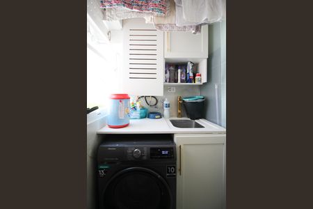 Apartamento à venda com 110m², 3 quartos e 1 vaga Apartamento à venda com 110m², 3 quartos e 1 vagaÁrea de Serviço